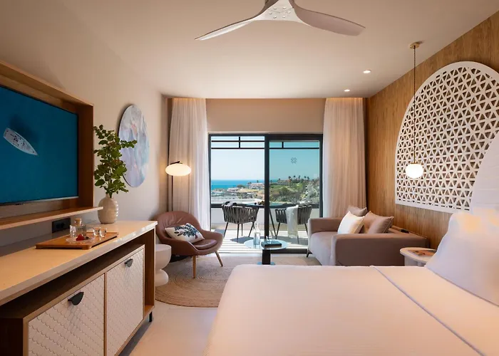 Rezort Mitsis Rodos Village 5*