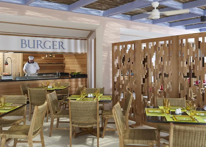 Semesteranläggning (resort) Mitsis Rodos Village 5*